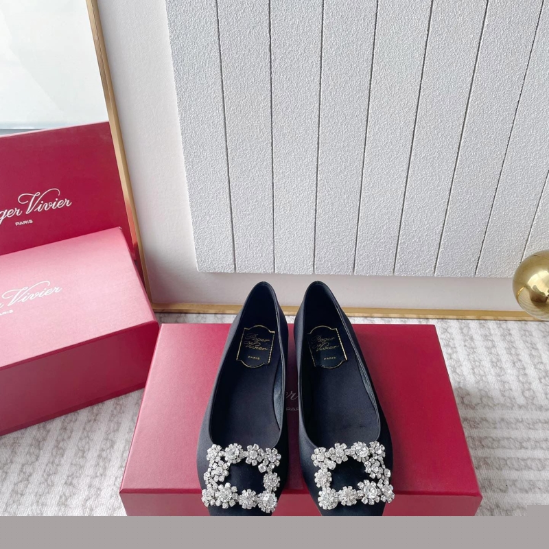 roger u1u1er flat shoes
